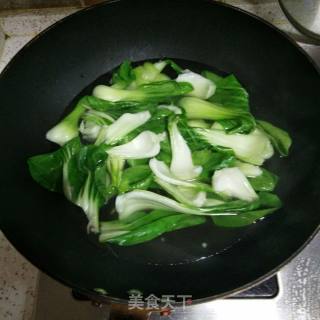 蘑菇拌油菜的做法步骤：3