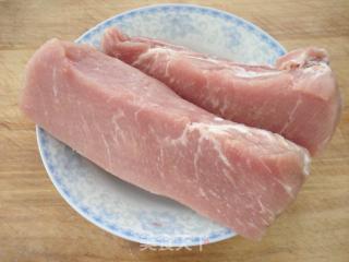 糖醋肉的做法步骤：1