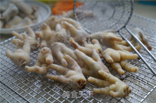 虎皮凤爪的做法步骤：4