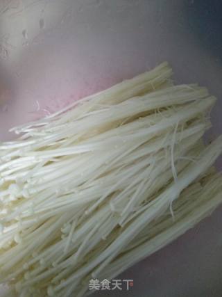 香培根金针菇卷的做法步骤：1