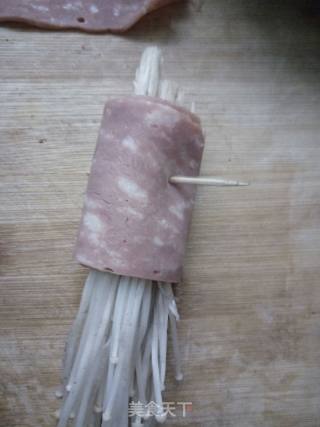 香培根金针菇卷的做法步骤：4