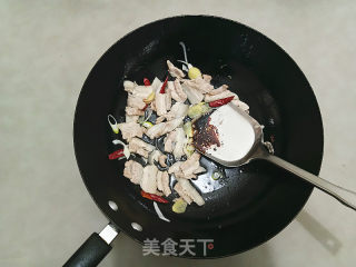 五花肉烧萝卜的做法步骤：5