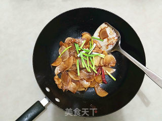 五花肉烧萝卜的做法步骤：10