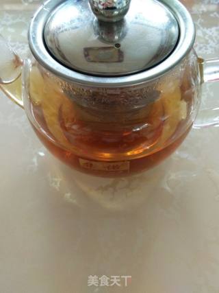 自制奶茶的做法步骤：1