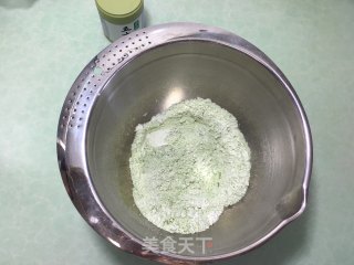 网红抹茶毛巾卷蛋糕的做法步骤：7