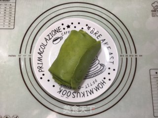 网红抹茶毛巾卷蛋糕的做法步骤：24