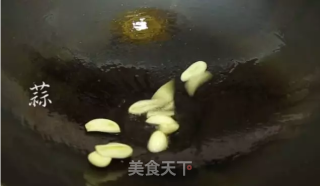 潮音潮人：青椒炒鱼饼的做法步骤：4
