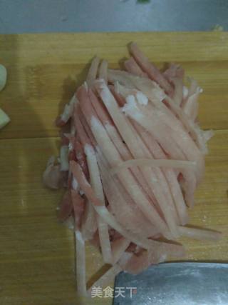 芸豆炒肉丝的做法步骤：2