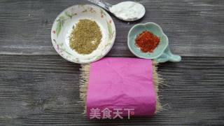 孔雀开屏干脆面的做法步骤：1