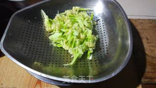 花菜炒香肠(川渝风味的香肠)的做法步骤：7