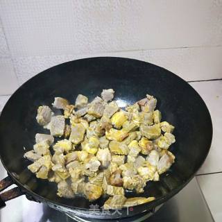 红萝卜炖牛肉的做法步骤：5