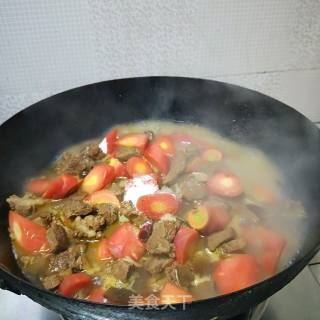 红萝卜炖牛肉的做法步骤：11