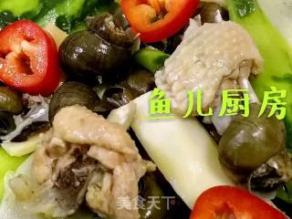 酸笋田螺清汤鸡──“鱼儿厨房”私房菜的做法步骤：5