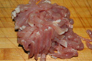 饭店最受欢迎的一道菜——京酱肉丝的做法步骤：6