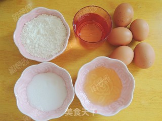 彩虹书形双层蛋糕的做法步骤：1