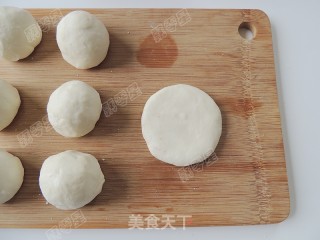 豆沙炸糕的做法步骤：5