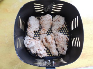 新奥尔良炸鸡翅的做法步骤：6