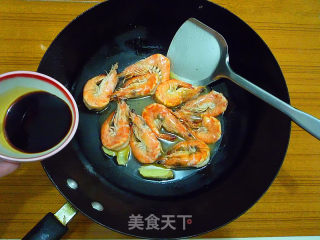 黄酒烧虾的做法步骤：7