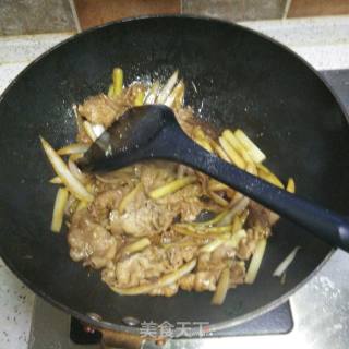 孜然羊肉卷的做法步骤：6