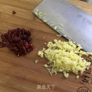 猪肉烧腌菜的做法步骤：3