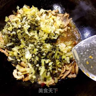 猪肉烧腌菜的做法步骤：7