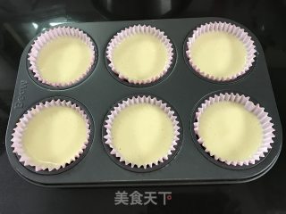 小红帽杯子蛋糕的做法步骤：8