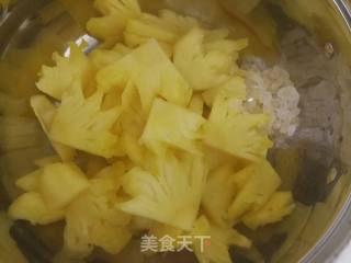 糖水菠萝的做法步骤：3
