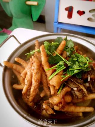干锅牛蛙鸡爪的做法步骤：6
