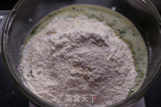 菠菜鸡蛋饼的做法步骤：4