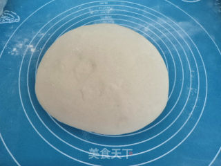 韭菜西葫芦猪肉馅水饺的做法步骤：1