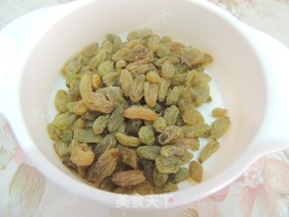 葡萄干小餐包的做法步骤：7