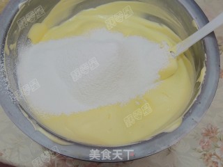 分蛋海绵小蛋糕的做法步骤：11