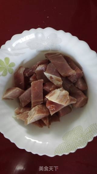 牙签肉的做法步骤：2