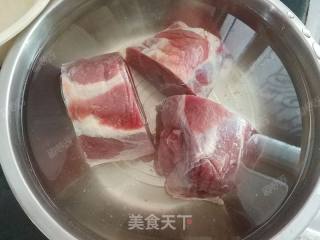 卤牛腱子的做法步骤：2