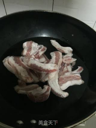 霉干菜扣肉的做法步骤：2
