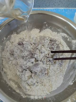 紫米葡萄干发糕的做法步骤：3