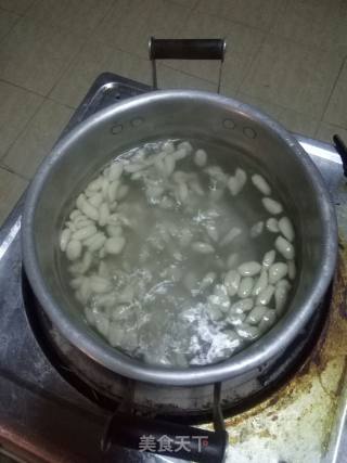 酥油面疙瘩（藏语：粑扎莫古）的做法步骤：2
