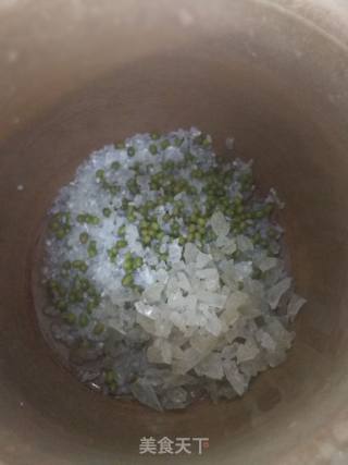 绿豆粥的做法步骤：2