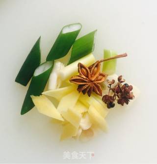 烧鲳鱼的做法步骤：2