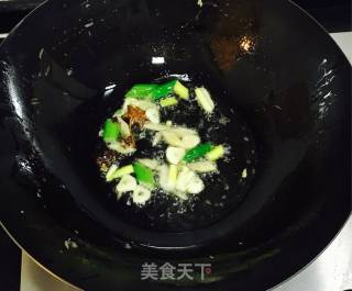 烧鲳鱼的做法步骤：3