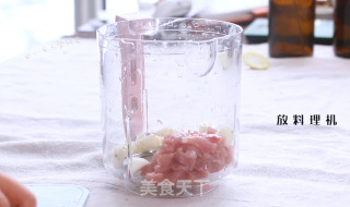 肉末萝卜卷的做法步骤：2
