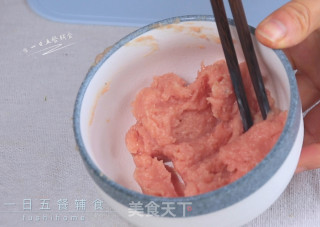 肉末萝卜卷的做法步骤：4