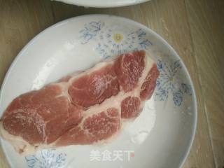 菜心炒肉丝的做法步骤：3