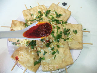 麻辣豆腐串的做法步骤：7