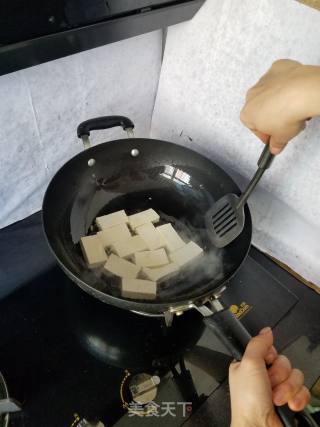 混烧豆腐的做法步骤：3