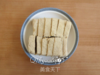 鲜香冻豆腐汤的做法步骤：2
