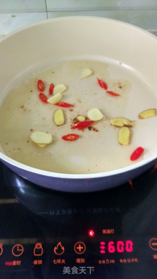蒜香豆角的做法步骤：2