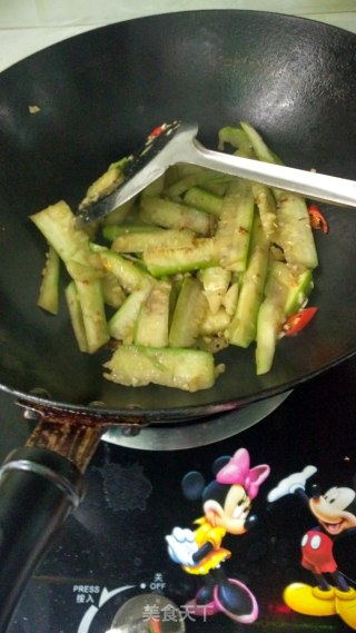 蛋香丝瓜面的做法步骤：3