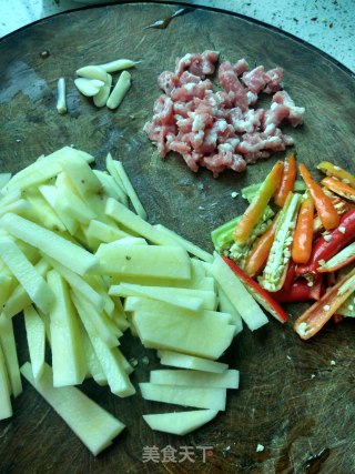 肉末土豆条的做法步骤：1