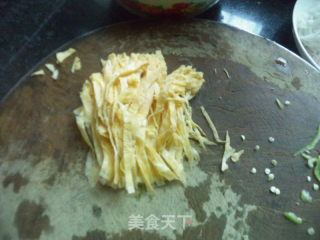 蛋丝豆芽菜炒粉的做法步骤：4